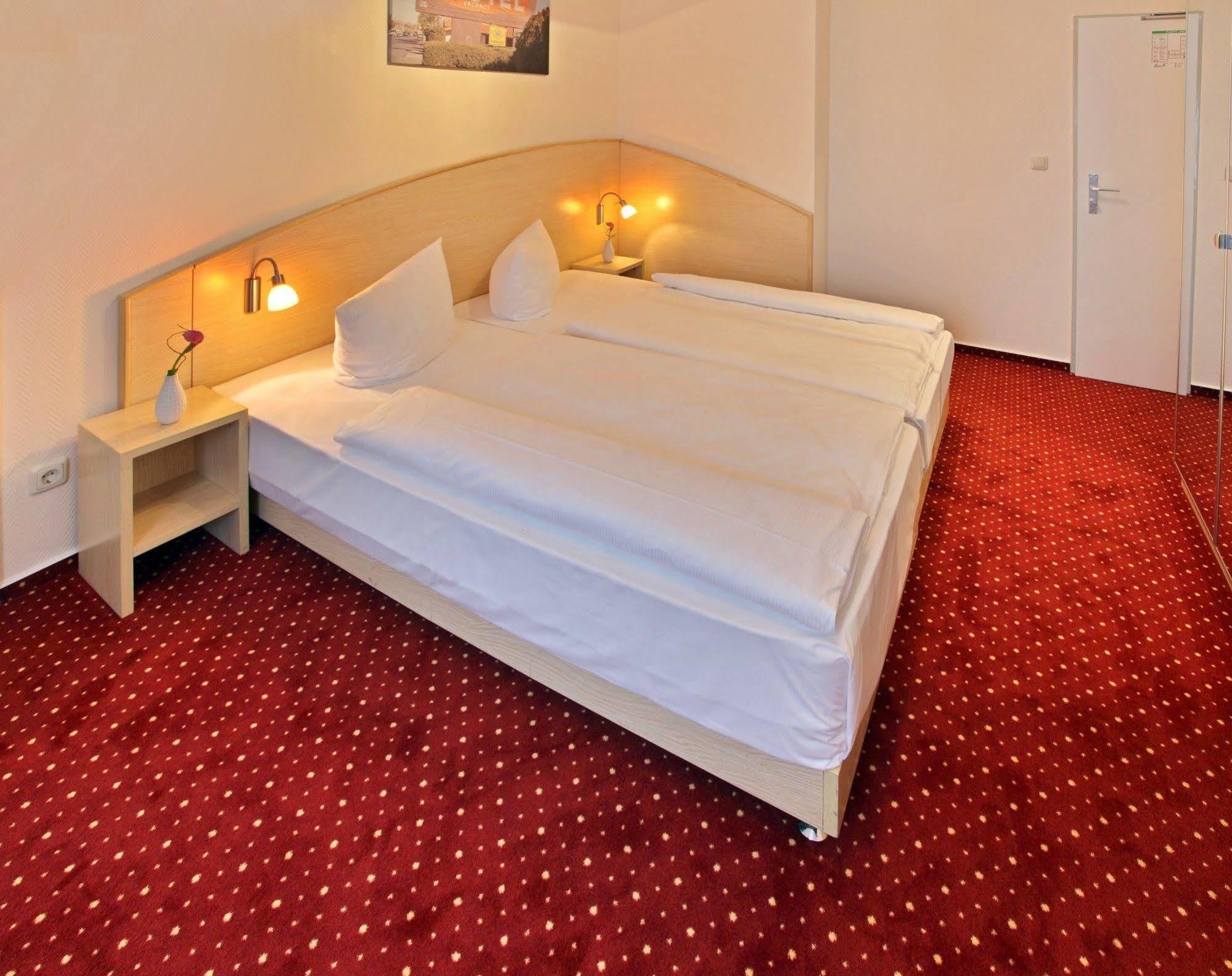 Plaza Inn Hamburg Moorfleet Exterior foto